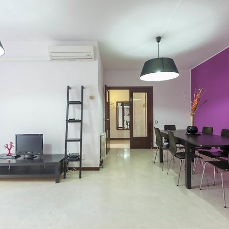 Apartment Sagrada Familia Barcelona Habitación foto