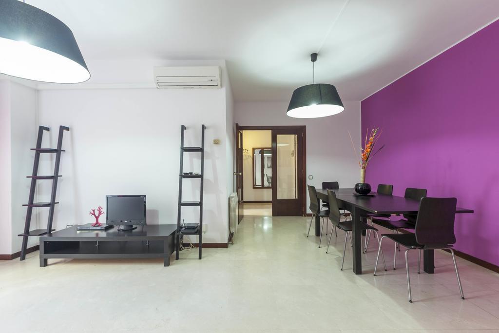 Apartment Sagrada Familia Barcelona Habitación foto